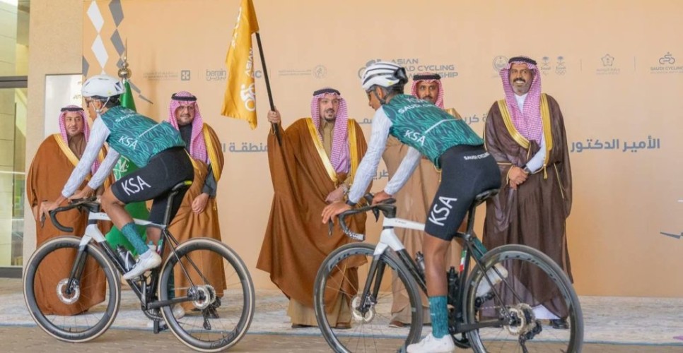 أمير منطقة القصيم يدشّن بطولة آسيا للدراجات على الطريق بمشاركة (700) درّاج من دول القارة