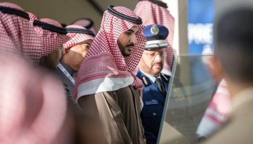 سمو وزير الدفاع يزور جناح وزارة الداخلية في معرض الدفاع العالمي 2026