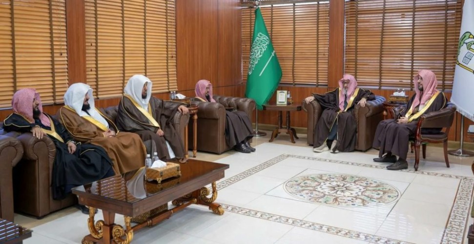 سماحة المفتي يلتقي أعضاء هيئة كبار العلماء مفوضي الإفتاء بالمملكة