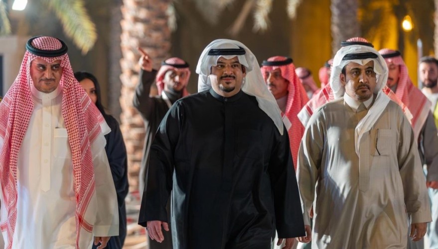 نائب أمير منطقة الرياض يقف ميدانيًا على جاهزية موقع الاحتفاء بيوم التأسيس في ساحة العدل بمنطقة قصر الحكم