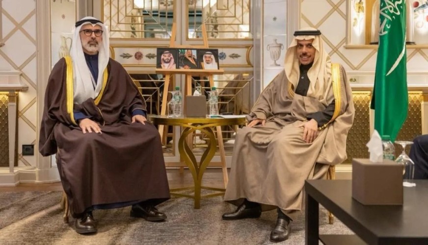 وزير الخارجية يلتقي وزير خارجية دولة الكويت