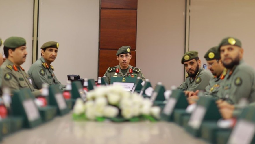 مدير عام الجوازات يرأس اجتماع قيادات القطاع لاستعراض خطة أعمال العمرة خلال شهر رمضان