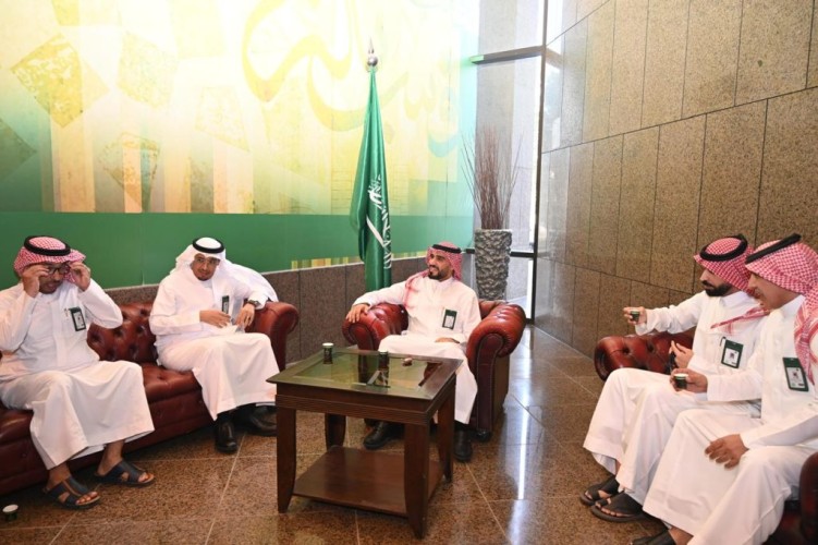 بيئة مكة تحتفل بعيد الفطر وتعزز روح التآلف بين منسوبيها