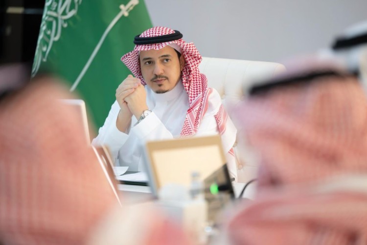 معالي د.الأحيدب يترأس اجتماع لجنة التعاملات الإلكترونية لمناقشة حالات استخدام الذكاء الاصطناعي في ديوان المظالم