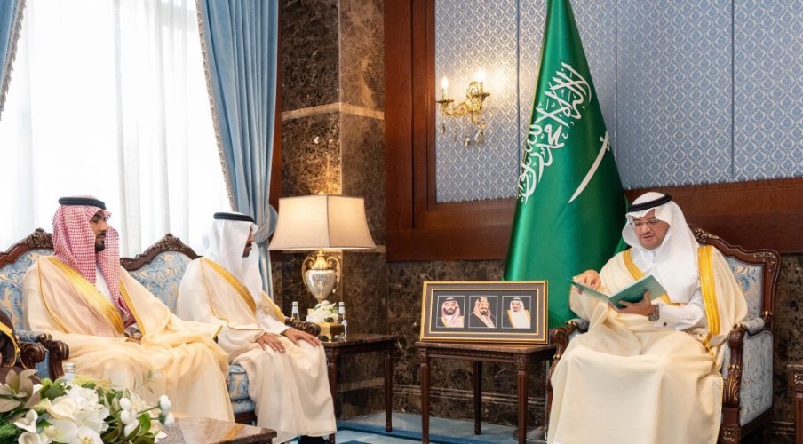 محافظ الأحساء يطّلع على التقرير الصحي السنوي لفرع وزارة الصحة بالمحافظة