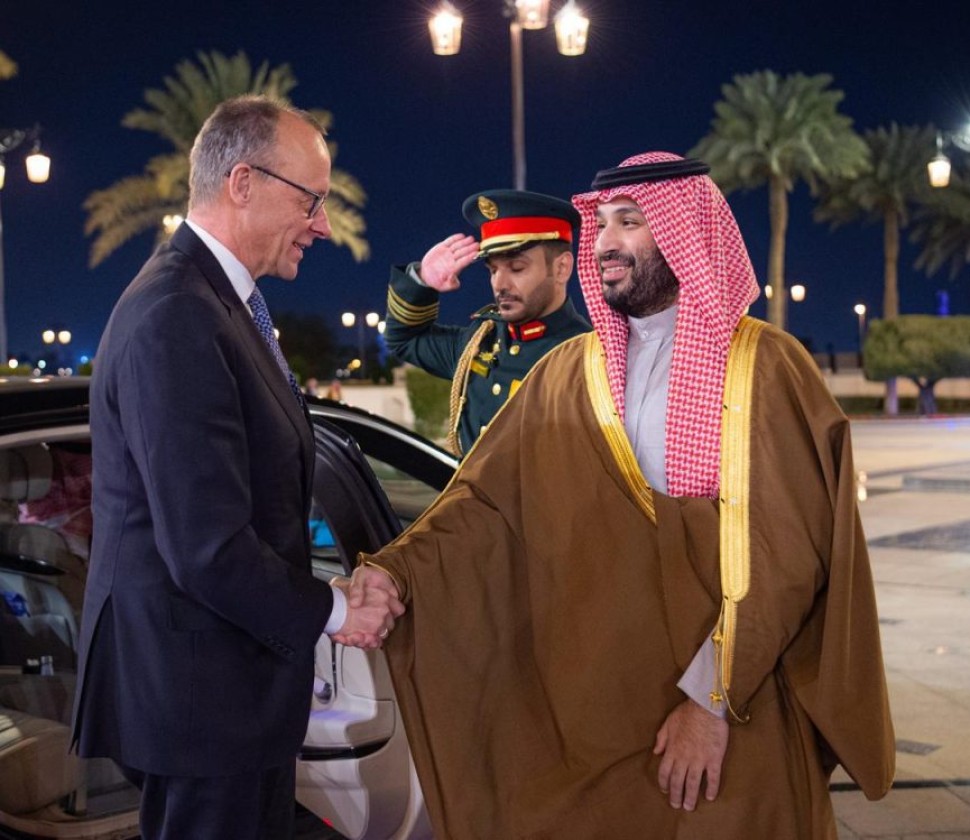 سمو ولي العهد يستقبل المستشار الاتحادي لجمهورية ألمانيا الاتحادية ويعقدان جلسة مباحثات رسمية