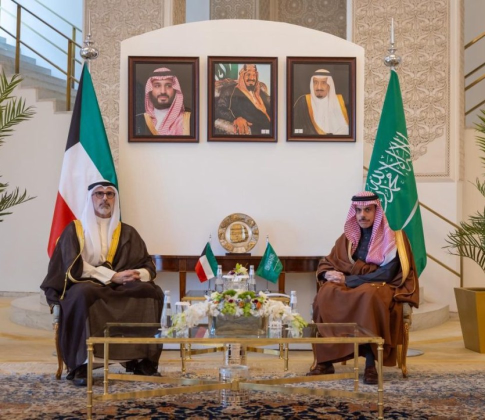 وزير الخارجية يستقبل وزير خارجية دولة الكويت