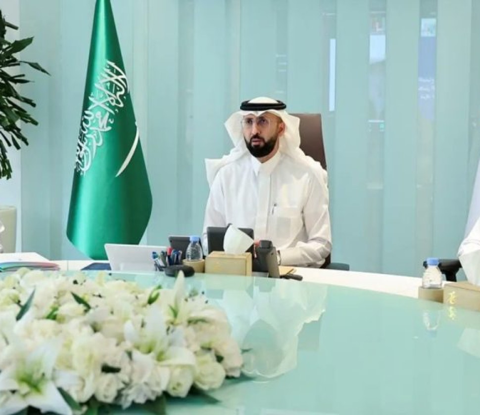 “الغذاء والدواء” و”موانئ” تعقدان اجتماعًا مع ممثلي الشركات لتعزيز مرونة سلاسل الإمداد محليًا وإقليميًا