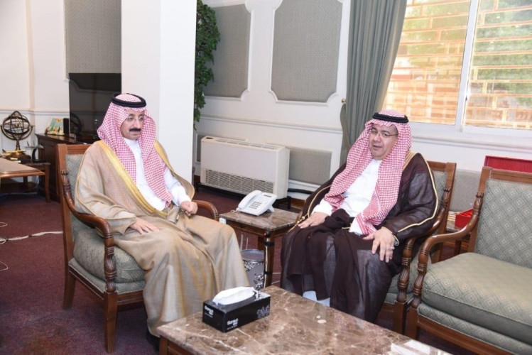 الأمير بدر بن محمد بن جلوي يستقبل مدير هيئة الرقابة والتحقيق
