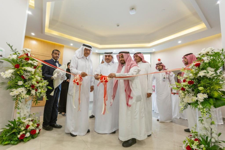 الدكتور الفهيد يفتتح أول معهد نسائي للسياحة والضيافة في المملكة يضم 400 طالبة