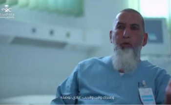 ‏” أبو محمد وحكاية ( 35 ) سنة مع التمريض .. العطاء لا يقتصر على مكان العمل “