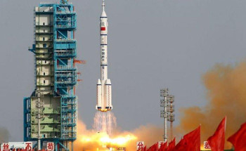 الصين تطلق مسبارها الفضائي إلى المريخ بكين