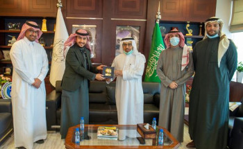 معالي رئيس جامعة الملك فيصل يستقبل ممثل المملكة، عضو المجلس التنفيذي في منظمة “الألكسو”