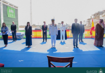 شاهد … بالفيديو …قائد ‎القوات البحرية الملكية السعودية يرعى مراسم تعويم سفينة جلالة الملك “‎جازان” بمملكة ‎إسبانيا