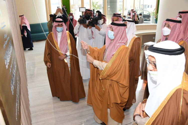 الأمير سعود بن نايف يفتتح البرج الشمالي لمجموعة الموسى الطبية بالأحساء