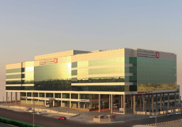 مستشفى الدكتور سليمان الحبيب بالسويدي يستأصل بنجاحٍ أورامًا منتشرة في الكبد والمبيضين والأمعاء لسبعينية