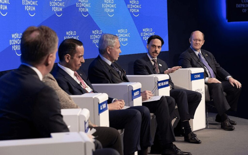 سمو وزير الخارجية يشارك في جلسة على هامش منتدى الاقتصاد العالمي