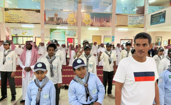 مدير تعليم بيشة يدشن فعاليات الاحتفاء بالعلم السعودي بمدرسة الصبيحي