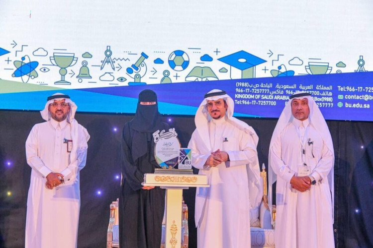 فجر آل طالع تحقق المركز الثالث على مستوى منطقة الباحة بمسابقة القصة القصيرة