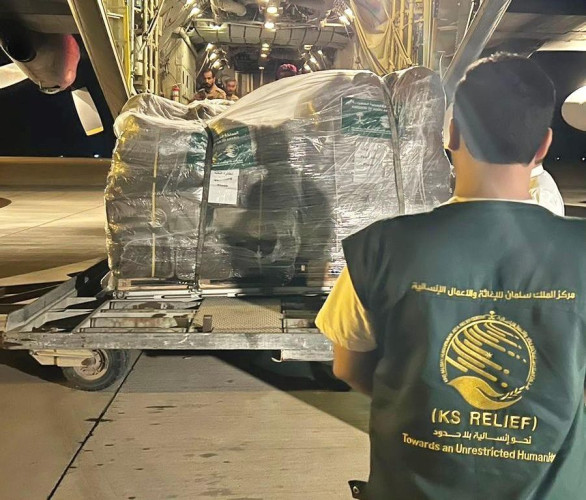 وصول الطائرة الإغاثية الثالثة ضمن الجسر الجوي السعودي لمساعدة السودان