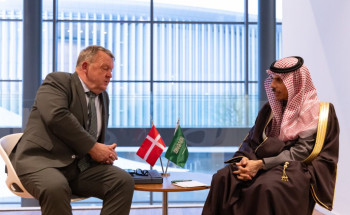 سمو وزير الخارجية يلتقي وزير خارجية الدنمارك