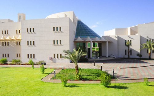 الطالبة شذى الرويلي من “تعليم الجوف” تشارك في ملتقى عالمي بالإمارات