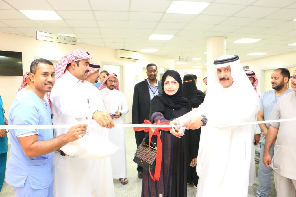 ” العمير ” دشن عيادة هشاشة العظام بمركز صحي الجفر بالأحساء