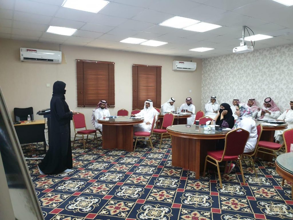 دورة تدريبية لكيفية التعامل مع المستفيدين بصحة جدة