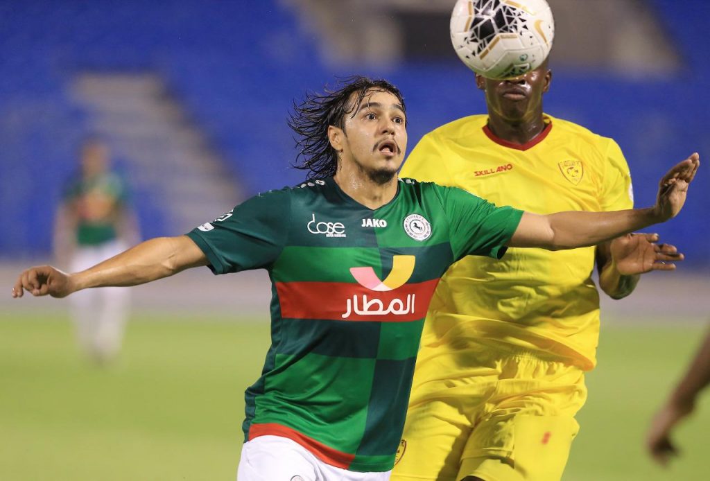 بهدفين لكل منهما.. الاتفاق يتعادل مع القادسية