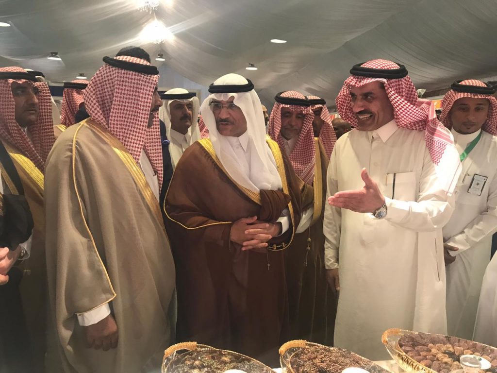 مشاركة مركز النخيل والتمور بالأحساء في يوم الغذاء العالمي الـ 39 مشاركة مركز النخيل والتمور بالأحساء في يوم الغذاء العالمي الـ 39