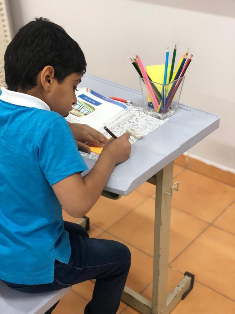 معلمة من “تعليم الجوف” تصنع الفرق والتغيير في فصول الطفولة المبكرة