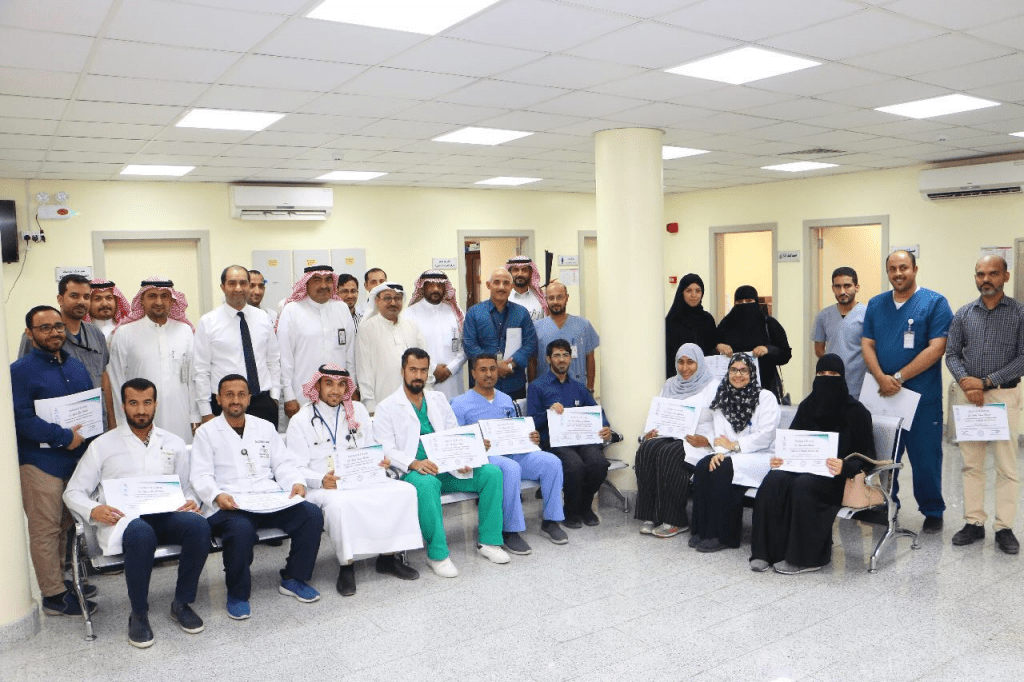 ٢٠ طبيبا يجتازون دورة التعليم الطبي المدمج لمستجدات الرعاية الصحية