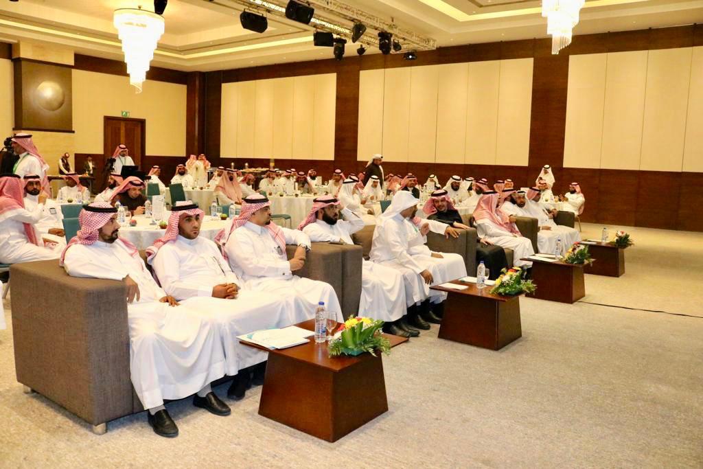 مدير تعليم الأحساء “العيسى ” يرعى ملتقى القيادة المدرسية الثاني لمكتب تعليم الهفوف “بنين”