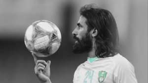 “الفتى الذهبي” يودّع الملاعب غداً
