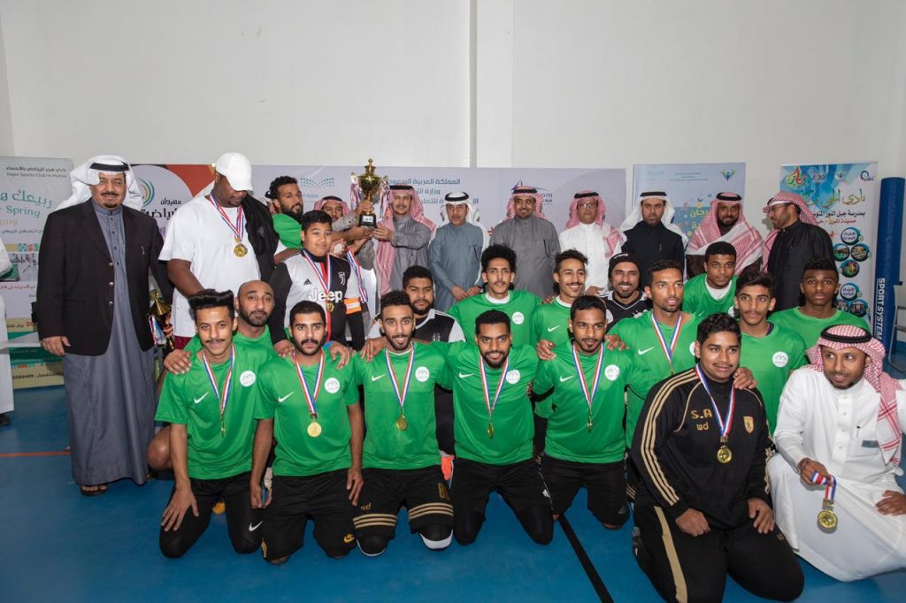 «العيسى» .. يرعى ختام مهرجان الرياضة للجميع لأندية الأحياء “ بنين “