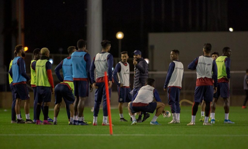 العدالة يتدرب على فترتين