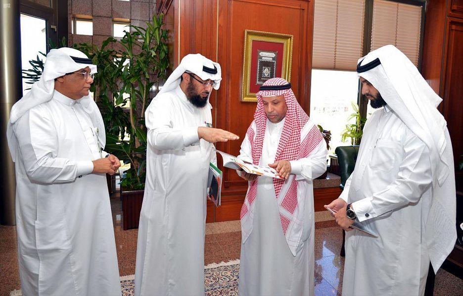 جامعة الملك عبدالعزيز تدشن الصفحة الإلكترونية لمهرجان المسرح الجامعي الخليجي الخامس