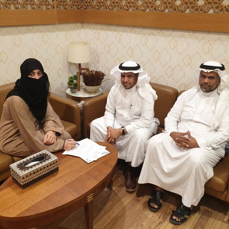 ميثاق عمل بين لجنة التنمية بالمدينة وفريق الإعلام الواعي