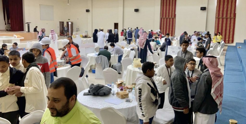 انطلاق مسابقة الأولمبياد الوطني للروبوت “الفيرست ليقو ” بمشاركة 20 فريق بتعليم الأحساء