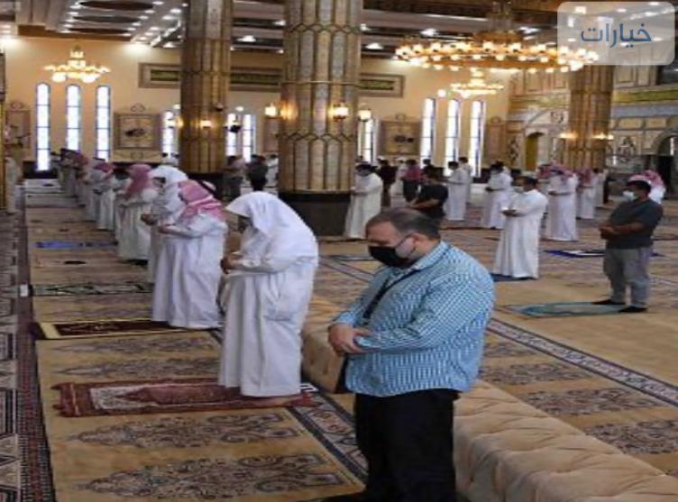 جوامع ومساجد محافظة الأحساء تستقبل المصلين وسط الالتزام بالتدابير الاحترازية