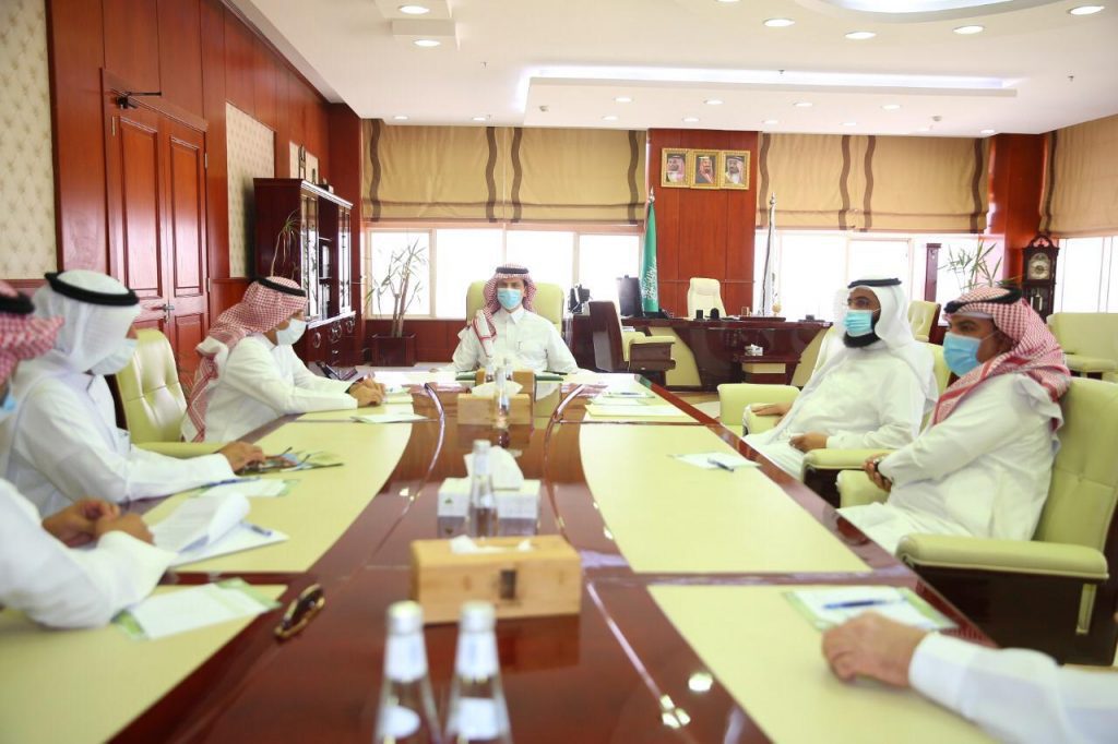 رئيس جامعة الجوف: علينا إعلاء قيم النزاهة والعدالة والجودة لننطلق بالجامعة إلى أعلى المستويات