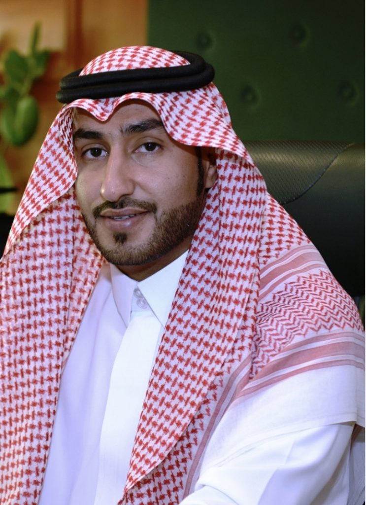 ” بلدية الدمام ” ضبط مستودع مخالف وإتلاف 720 كلجم مواد غذائية فاسدة