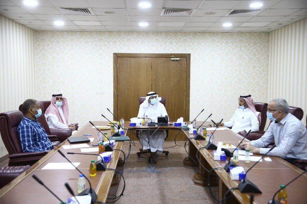 جامعة الحدود الشمالية تشكل لجنة لوضع ضوابط منح جوائز التميز العلمي