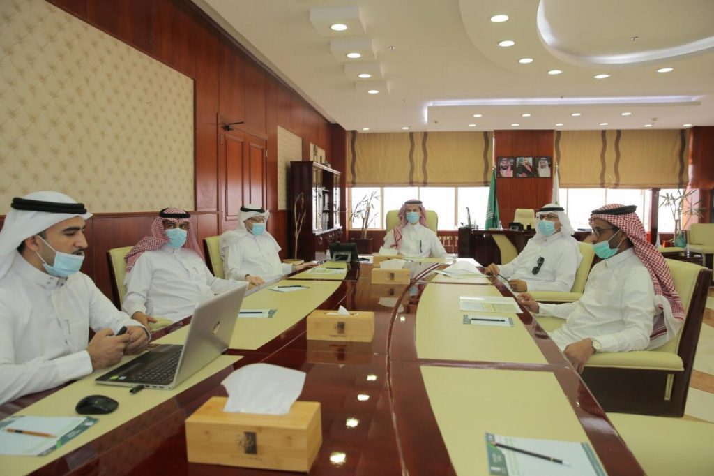 رئيس جامعة الجوف يدشن مبادرة التثقيف الزراعي والبيئي والغذائي