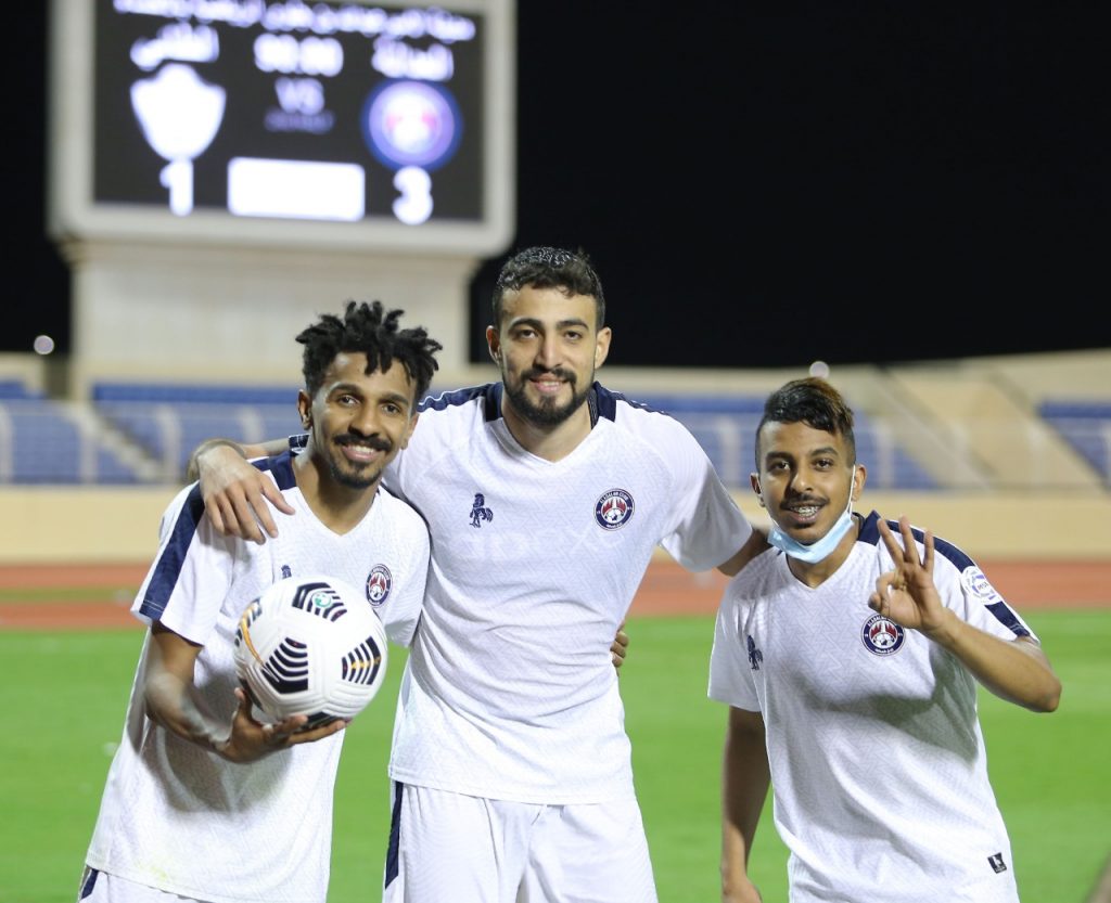 “العدالة” ينفرد بصدارة دوري الأولى مع إنطلاق الجولة الرابعة