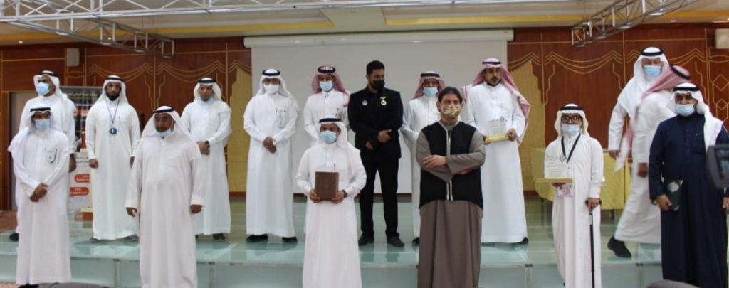 ” القاضي” يرعى حفل تكريم الفرق التطوعية والمتطوعين بلجنة التنمية الاجتماعية الأهلية بالمدينة