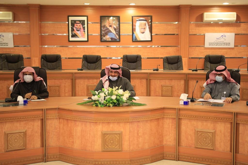 تعليم حائل يعقد الجلسة الأولى للمجلس التعليمي بالمنطقة
