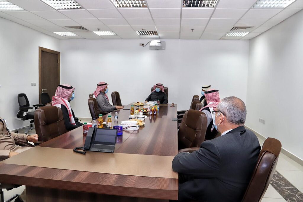 وفد من جامعة الحدود الشمالية يزور ادارة المخاطر بجامعة الجوف للإطلاع على تجربة الجامعة في تأسيس إدارة المخاطر