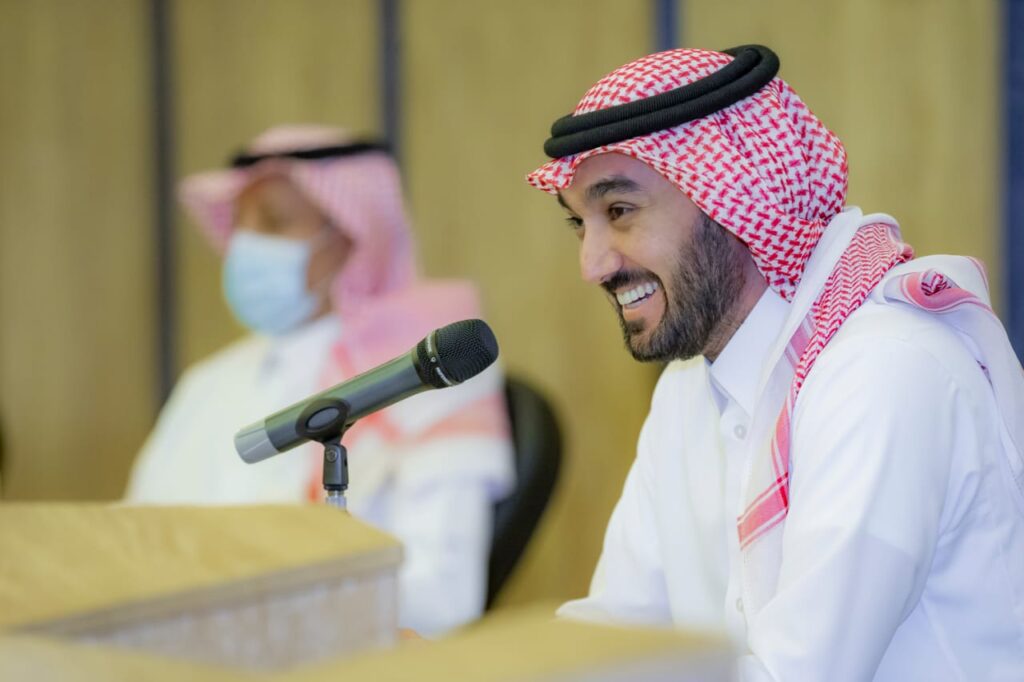 وزير الرياضة يجتمع برؤساء أندية دوري كأس الأمير محمد بن سلمان للمحترفين وزير الرياضة يجتمع برؤساء أندية دوري كأس الأمير محمد بن سلمان للمحترفين