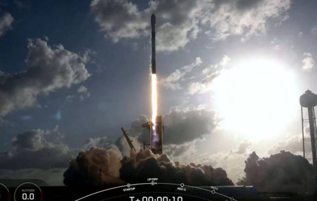 صاروخ أمريكي يضل طريقه.. تعرف على على السبب